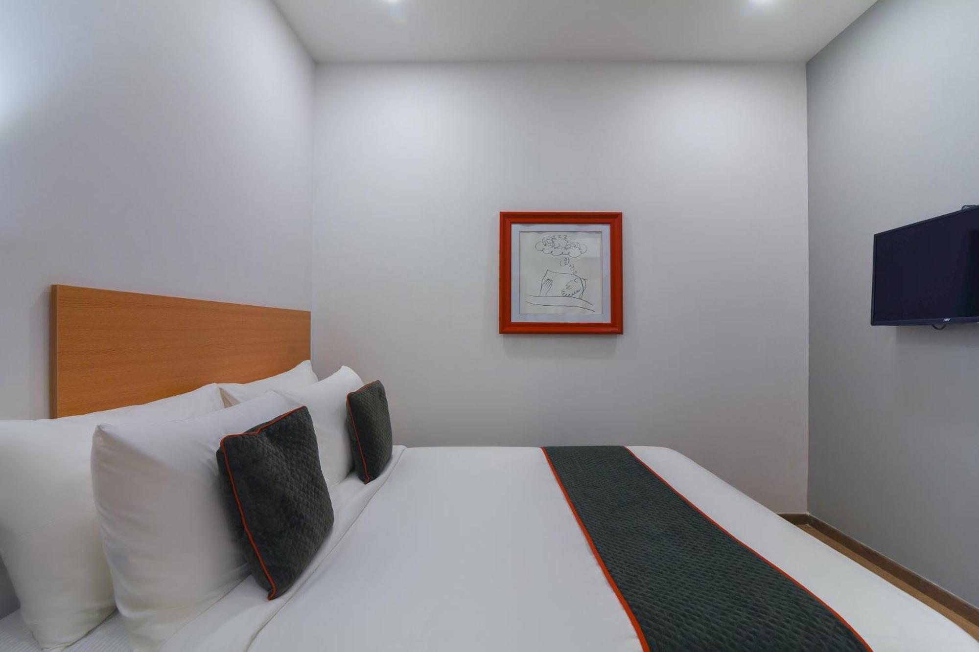 Super Townhouse Spruce Hotels Bellandur バンガロール エクステリア 写真