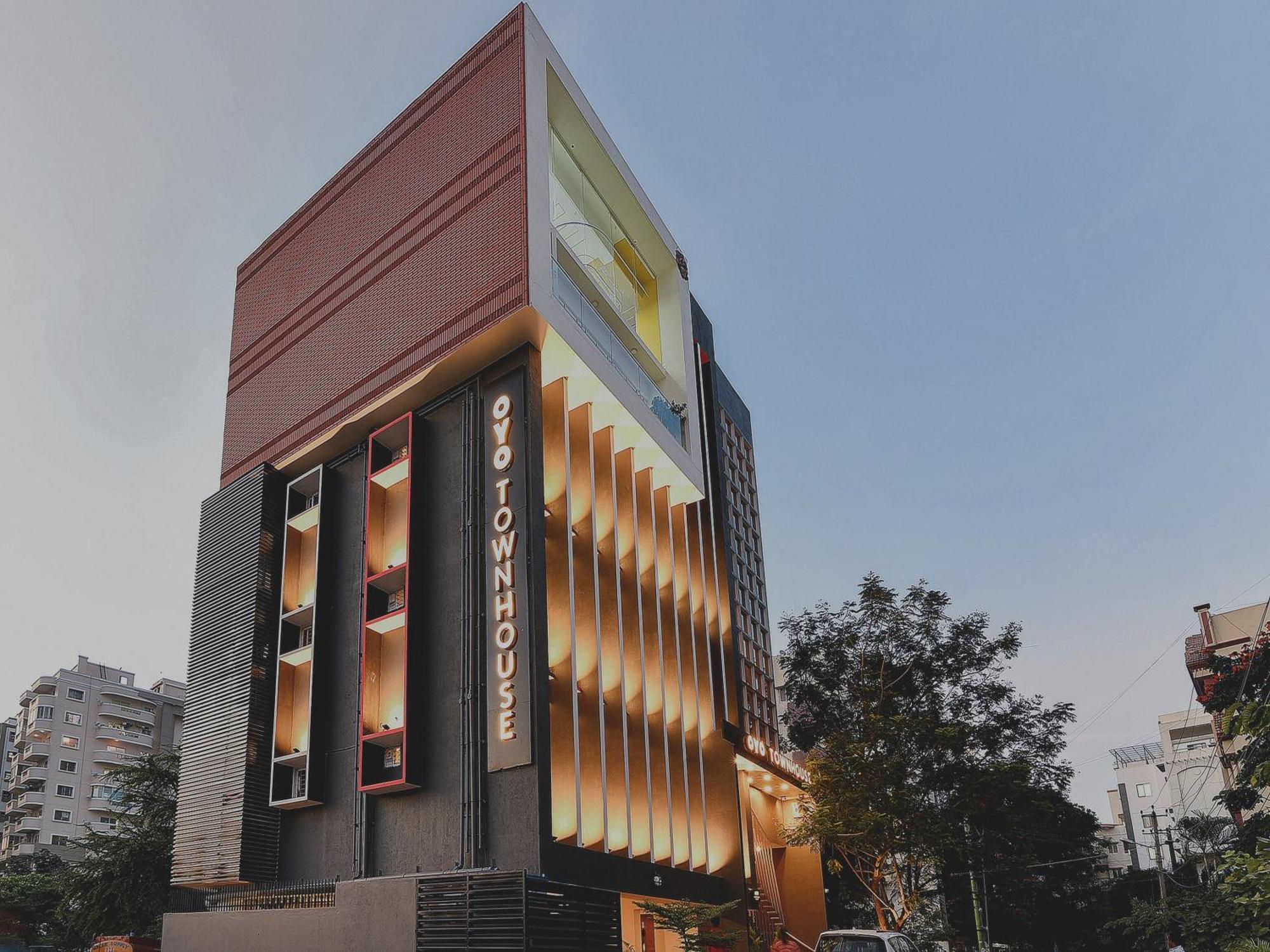 Super Townhouse Spruce Hotels Bellandur バンガロール エクステリア 写真