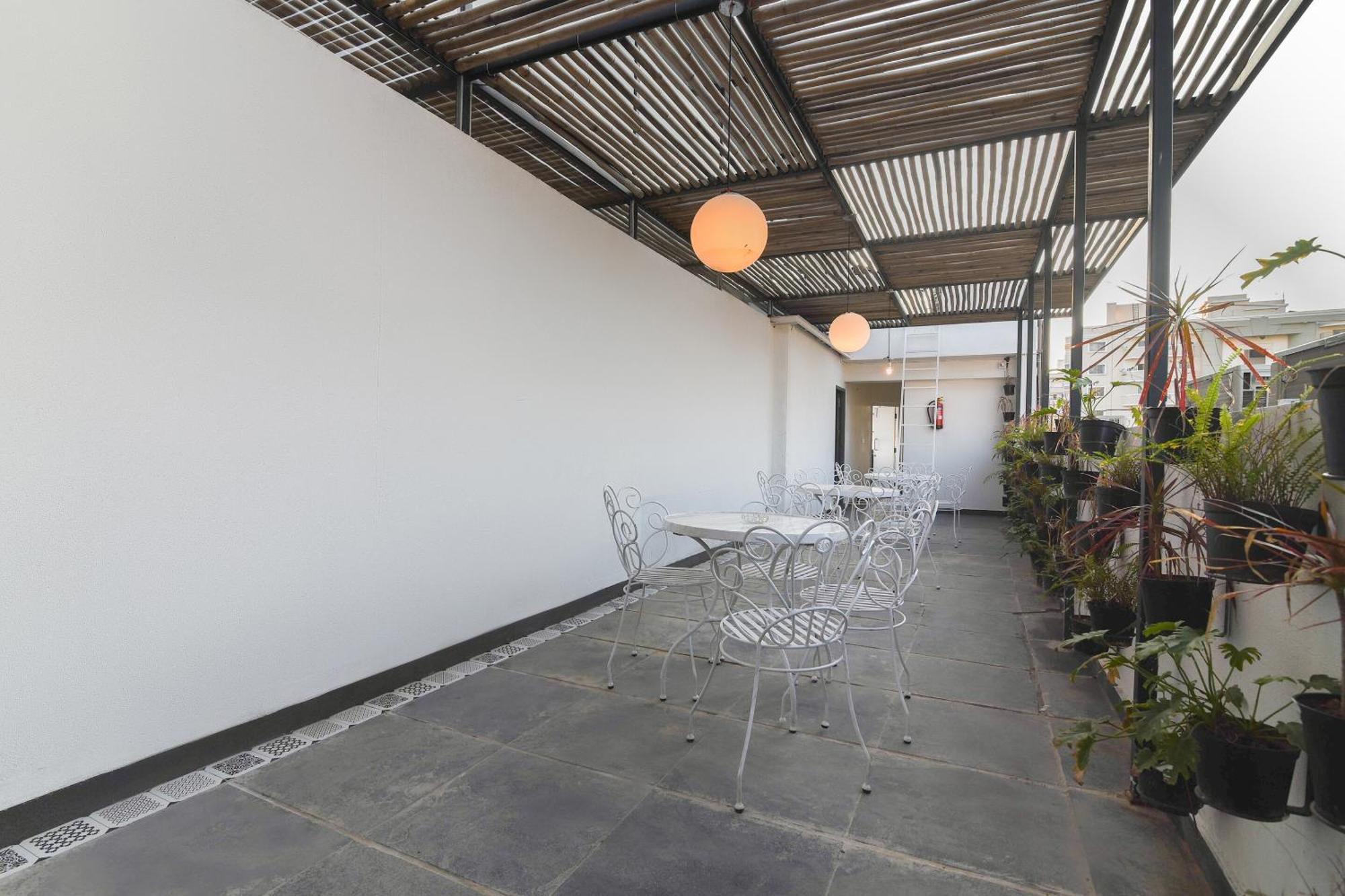 Super Townhouse Spruce Hotels Bellandur バンガロール エクステリア 写真